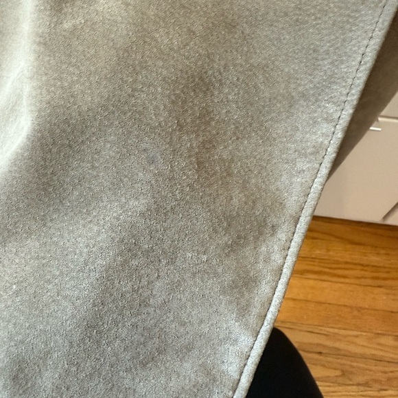 Marquise Taupe Garment - Picture 6 of 9